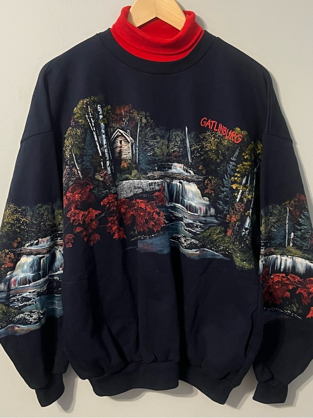 Vintage 1990s Art Unlimited Gatlingburg Sweatshirt Size XL All-over Waterfall